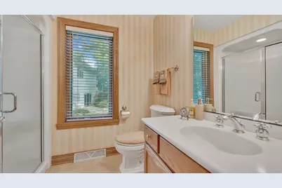 404  Ledgewood Dr, Fond du Lac, WI 54937 - Photo 26