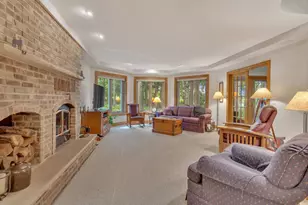 404 Ledgewood Dr, Fond du Lac, WI 54937 - Photo 24