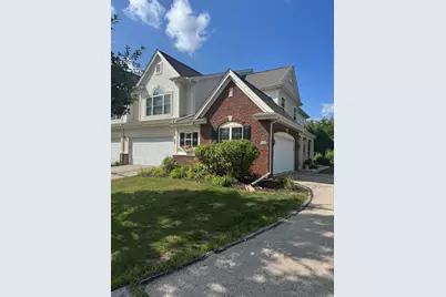 W205N16469  Cranberry Creek Ln, Jackson, WI 53037 - Photo 1