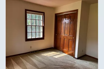 324 S Sawyer Rd, Summit, WI 53066 - Photo 32
