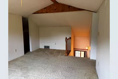 324 S Sawyer Rd, Summit, WI 53066 - Photo 38