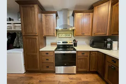 331  Bekkedal Ave, Westby, WI 54667 - Photo 8