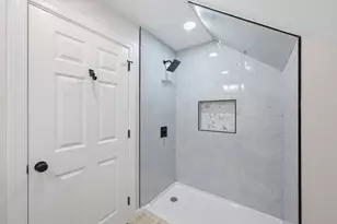 2920 N 27th St, Milwaukee, WI 53210 - Photo 18