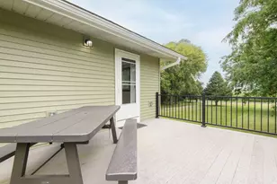 W389N7644 Pennsylvania St, Oconomowoc, WI 53066 - Photo 14