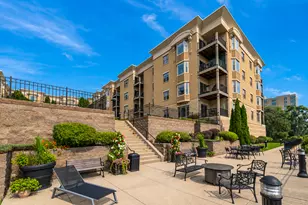 1300 N Prospect Ave, Milwaukee, WI 53202 - Photo 26