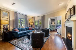 1300 N Prospect Ave, Milwaukee, WI 53202 - Photo 4