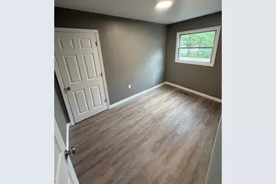 4135 W Lancaster Ave, Milwaukee, WI 53209 - Photo 8