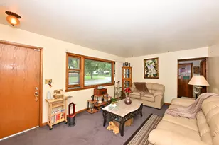 7722 W Kathryn Ave, Milwaukee, WI 53218 - Photo 4