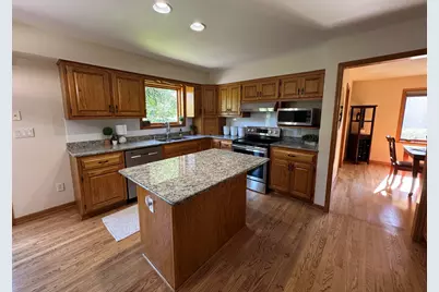 680  River Meadow Dr, Hartland, WI 53029 - Photo 22