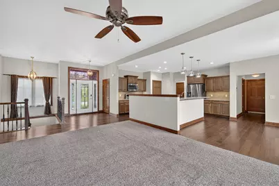 5227  Kings Way, Racine, WI 53403 - Photo 6