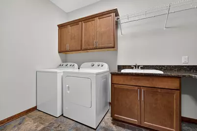 5227  Kings Way, Racine, WI 53403 - Photo 16