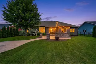 5227 Kings Way, Racine, WI 53403 - Photo 40