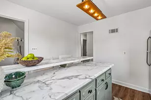 3206 S Griffin Ave, Milwaukee, WI 53207 - Photo 10