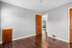 3206 S Griffin Ave, Milwaukee, WI 53207 - Photo 16