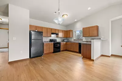 2820  21st St #9, Kenosha, WI 53140 - Photo 10