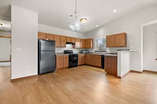 2820 21st St, Kenosha, WI 53140 - Photo 10