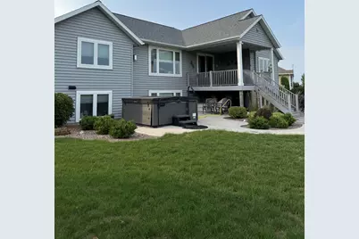5019  Wild Meadows Dr, Sheboygan, WI 53083 - Photo 46