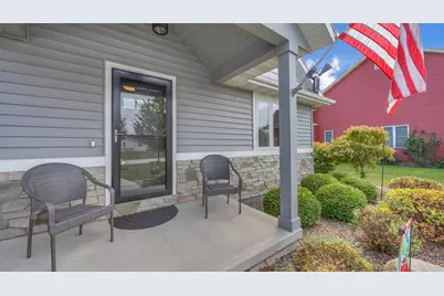 5019  Wild Meadows Dr, Sheboygan, WI 53083 - Photo 2