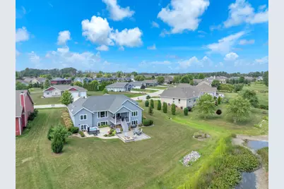 5019  Wild Meadows Dr, Sheboygan, WI 53083 - Photo 36