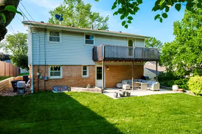 10445 W Concordia Ave, Wauwatosa, WI 53222 - Photo 34