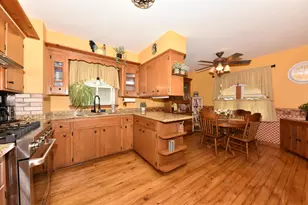 8023 W Beckett Ave, Milwaukee, WI 53218 - Photo 8
