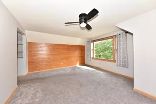 8023 W Beckett Ave, Milwaukee, WI 53218 - Photo 20
