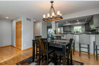 1497  Sunnyridge Rd, Pewaukee, WI 53072 - Photo 4