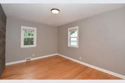 508 N 67th St, Wauwatosa, WI 53213 - Photo 12