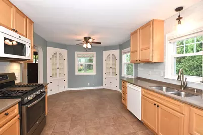 508 N 67th St, Wauwatosa, WI 53213 - Photo 6