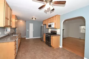 508 N 67th St, Wauwatosa, WI 53213 - Photo 8