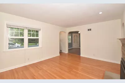 508 N 67th St, Wauwatosa, WI 53213 - Photo 4