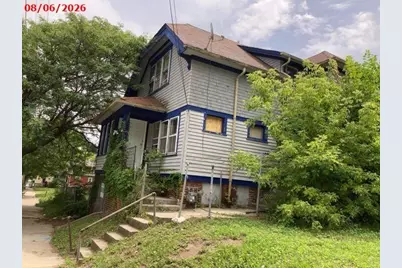 209 E Chambers St, Milwaukee, WI 53212 - Photo 14