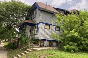 209 E Chambers St, Milwaukee, WI 53212 - Photo 14
