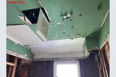 209 E Chambers St, Milwaukee, WI 53212 - Photo 10