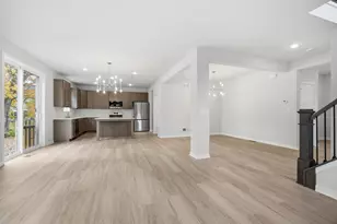 1743 Palmer Ct, Hartford, WI 53027 - Photo 12