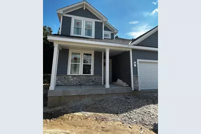 1743  Palmer Ct, Hartford, WI 53027 - Photo 2