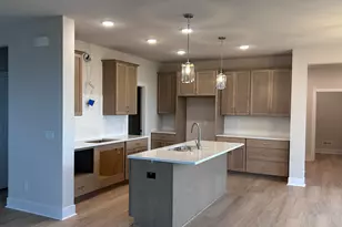 250 Bayberry Ln, Grafton, WI 53024 - Photo 6