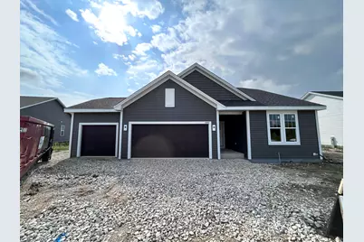 9589 S Sophia Ct, Franklin, WI 53132 - Photo 1