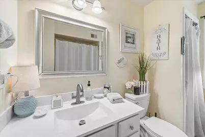 11145 N Riverland Ct, Mequon, WI 53092 - Photo 22