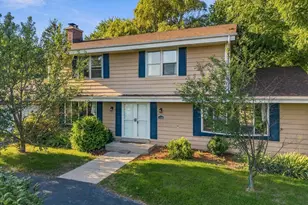 11145 N Riverland Ct, Mequon, WI 53092 - Photo 1