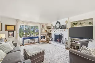 11145 N Riverland Ct, Mequon, WI 53092 - Photo 14