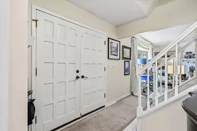 11145 N Riverland Ct, Mequon, WI 53092 - Photo 16