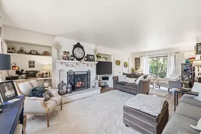 11145 N Riverland Ct, Mequon, WI 53092 - Photo 4