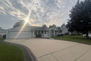 4369 S 49th St, Greenfield, WI 53220 - Photo 2
