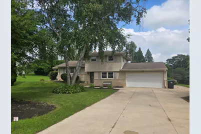 N71W13776  Nicolet Ct, Menomonee Falls, WI 53051 - Photo 1