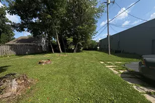 5419 S 108th St, Hales Corners, WI 53130 - Photo 2