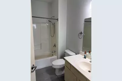 4110 S Lake Dr #347, Saint Francis, WI 53235 - Photo 14