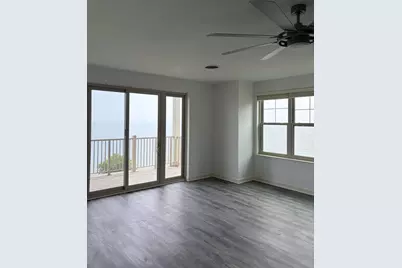 4110 S Lake Dr #347, Saint Francis, WI 53235 - Photo 4