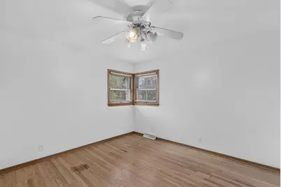 10216 W Burleigh St, Wauwatosa, WI 53222 - Photo 18