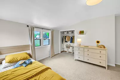 2329 N 89th St, Wauwatosa, WI 53226 - Photo 22